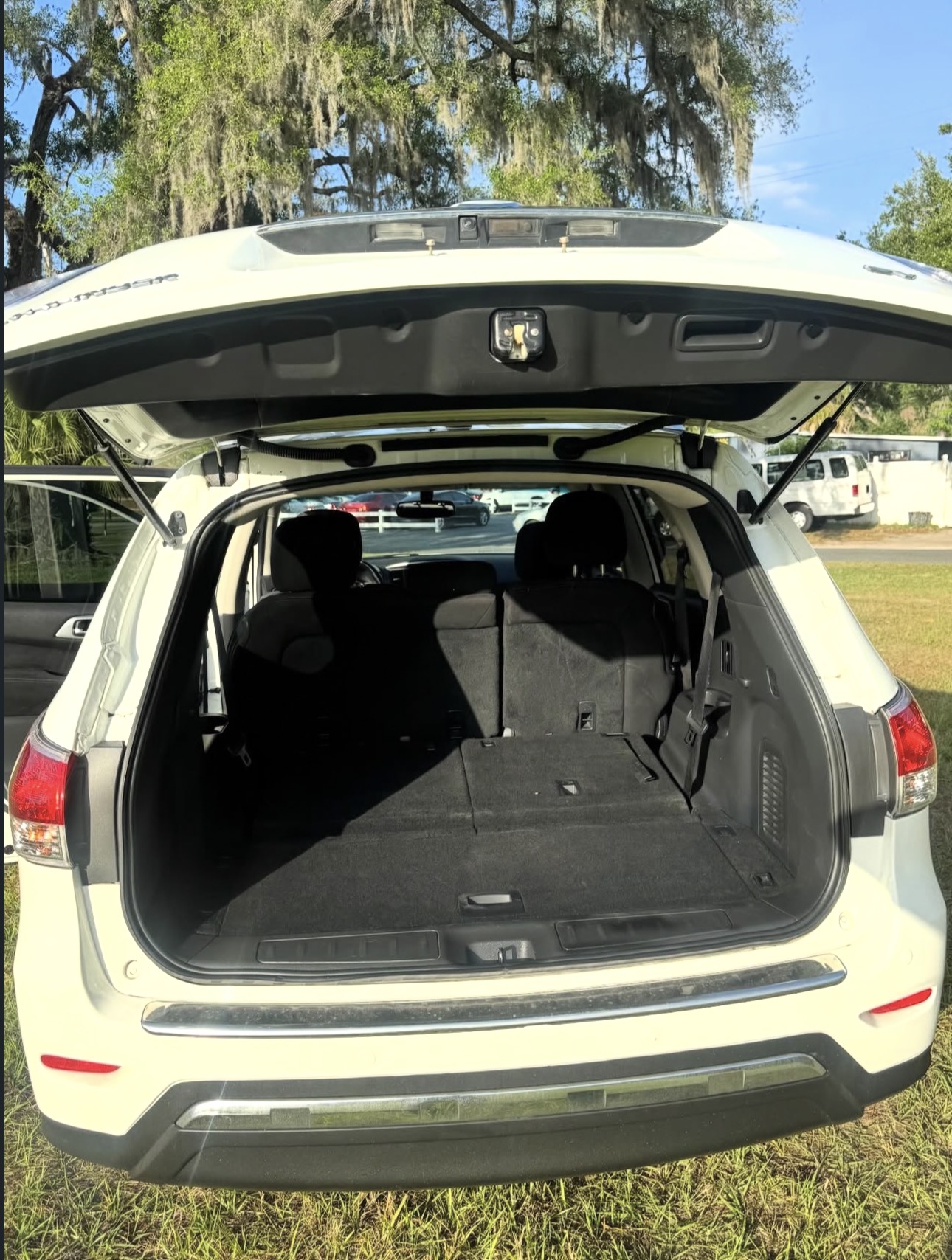 2016 Nissan Pathfinder SV 4